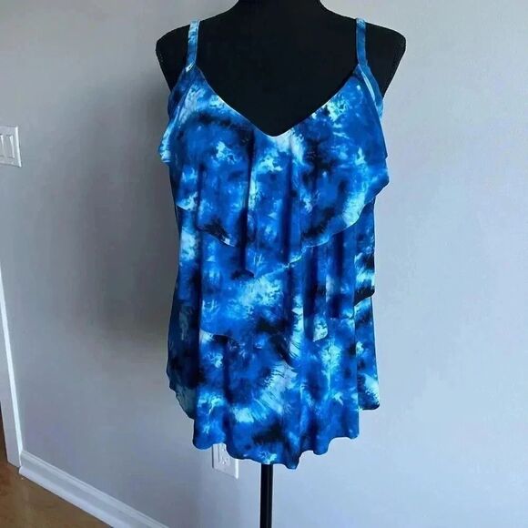 Aqua Green Other - Aqua Green blue and black Tankini top